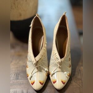 EUC Tory Burch Feather Fringe Yuma Booties Heels Size 7 M